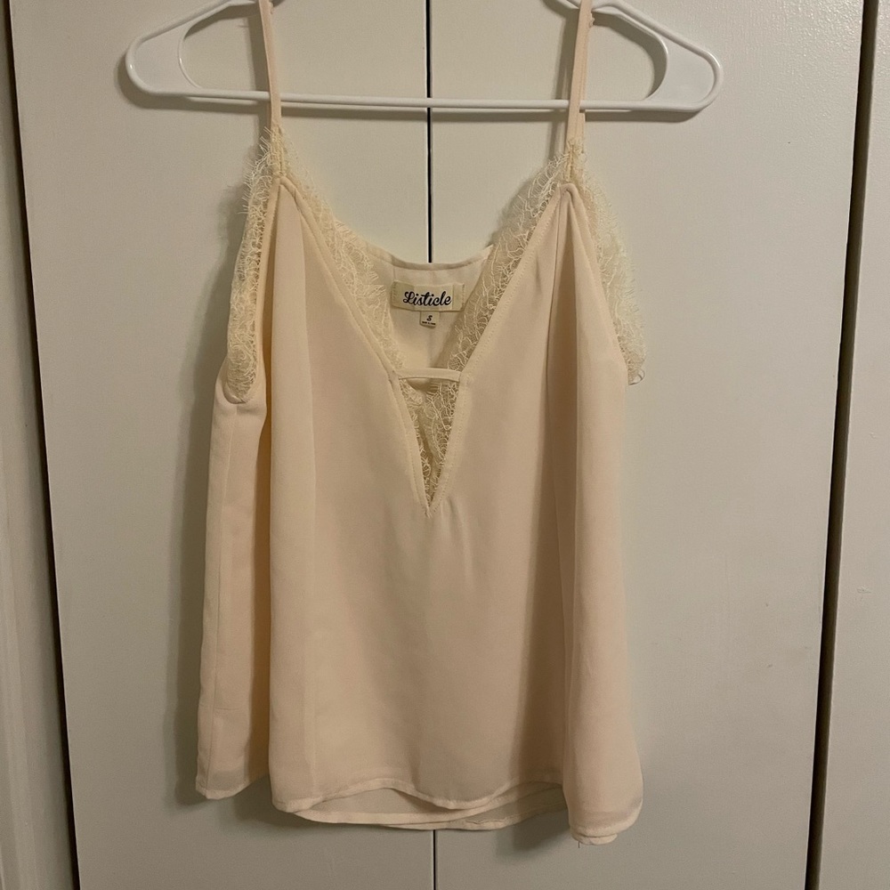 ❗️6 for $20❗️Listicle Cream Chiffon Lace Tank Top